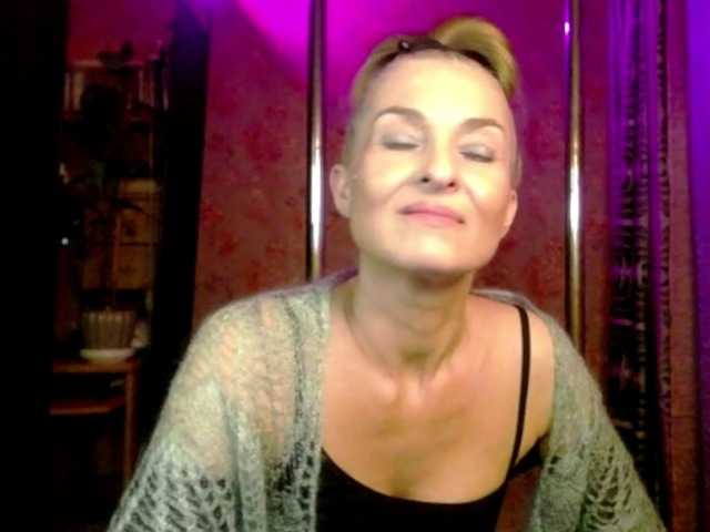 Soniadance Live Cam on BongaCams