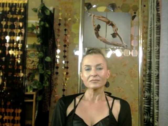 Soniadance live cam on BongaCams