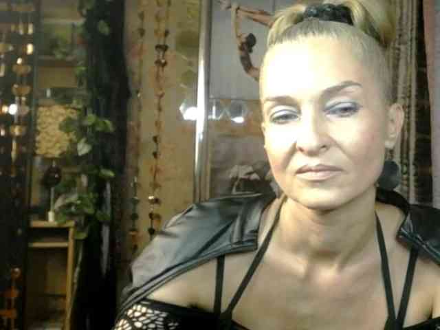 Model: Soniadance