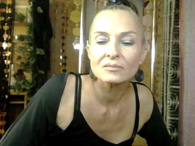 Model: Soniadance