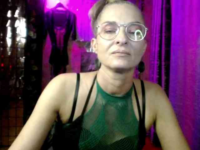Model: Soniadance