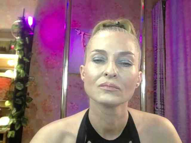 Soniadance Live Webcam on BongaCams