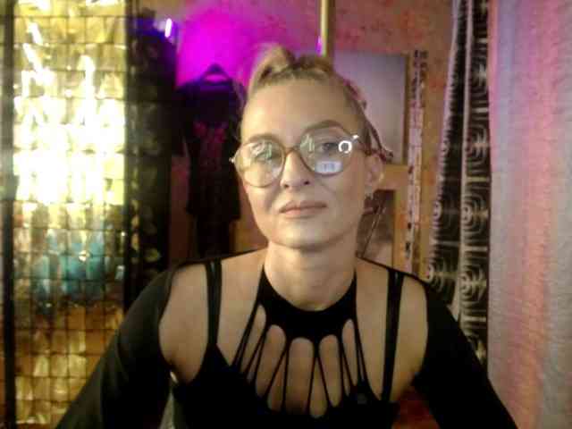 Model: Soniadance