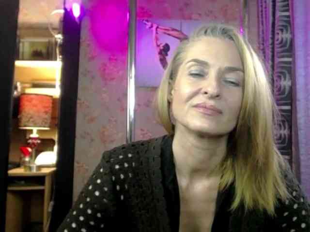 Soniadance Live Webcam on BongaCams