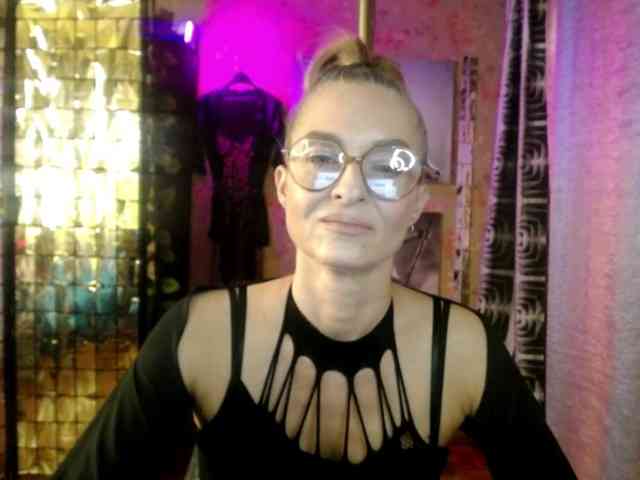 Model: Soniadance