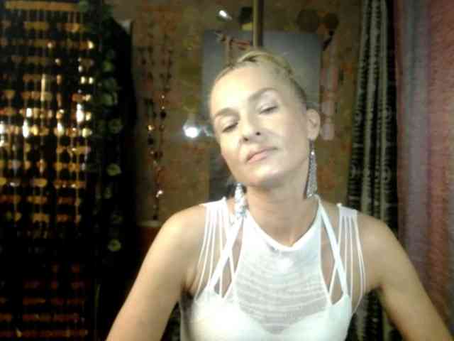 Model: Soniadance