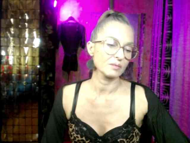 Model: Soniadance