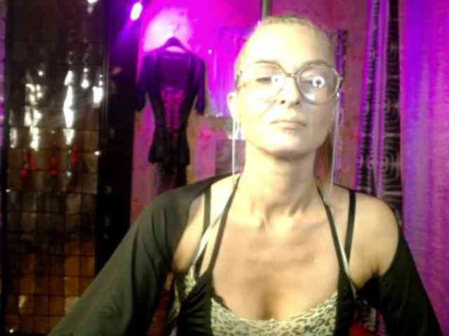 Model: Soniadance