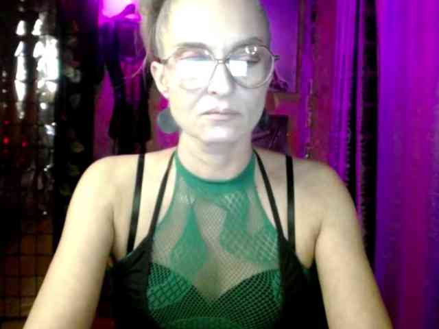 Model: Soniadance