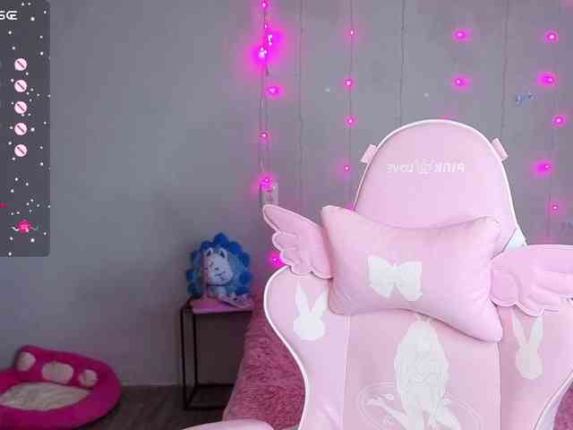 Myprettylola webcam