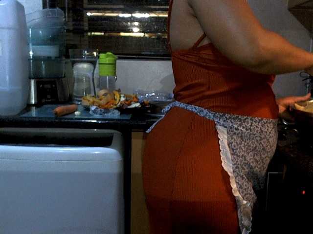 NewBeginnings8 live cam on BongaCams
