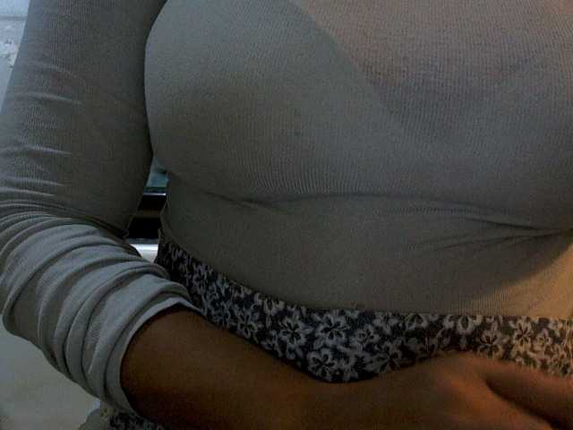 NewBeginnings8 live cam on BongaCams
