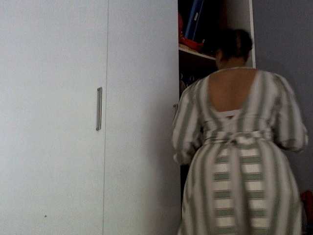 NewBeginnings8 live cam on BongaCams