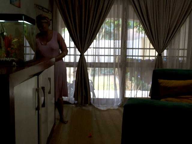 NewBeginnings8 live cam on BongaCams