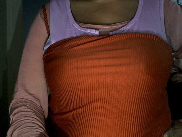 NewBeginnings8 live webcam show