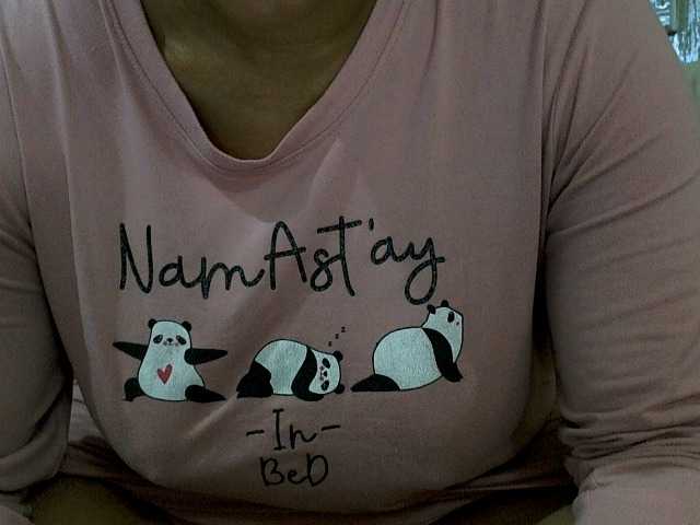 NewBeginnings8 live cam on BongaCams