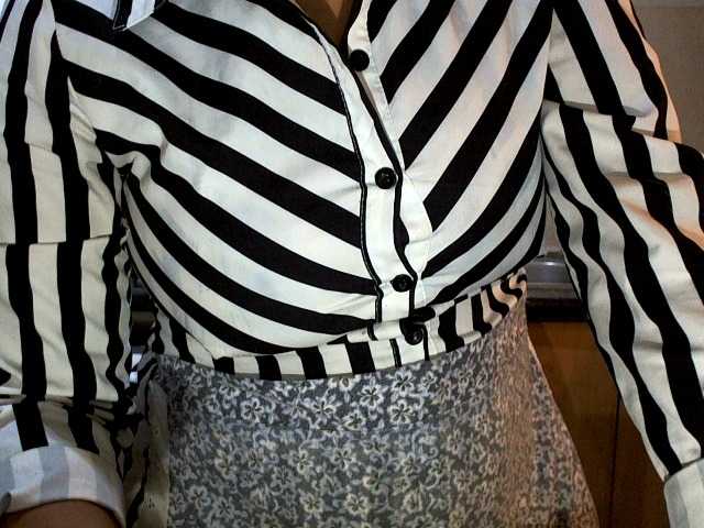 NewBeginnings8 live cam on BongaCams