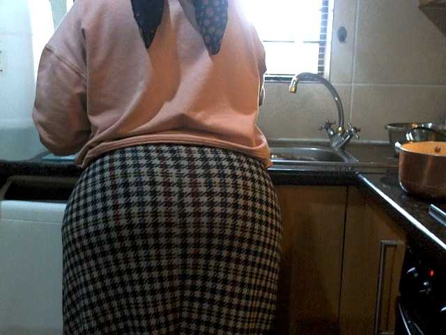 NewBeginnings8 live webcam show
