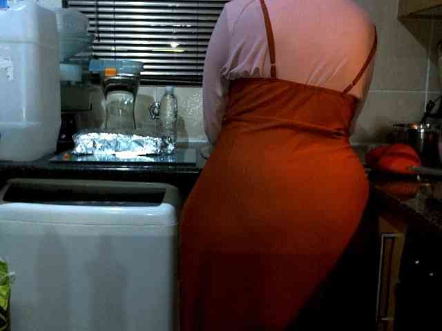 NewBeginnings8 Live Webcam on BongaCams