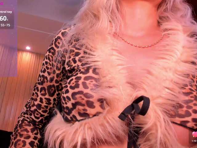 LisaFlowers live cam preview