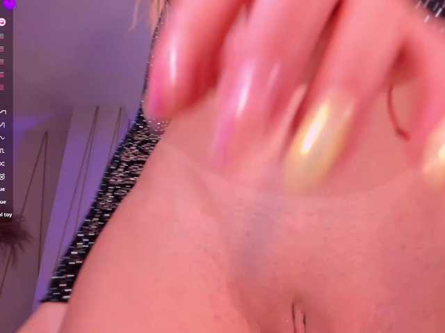 LisaFlowers's BongaCams show and profile