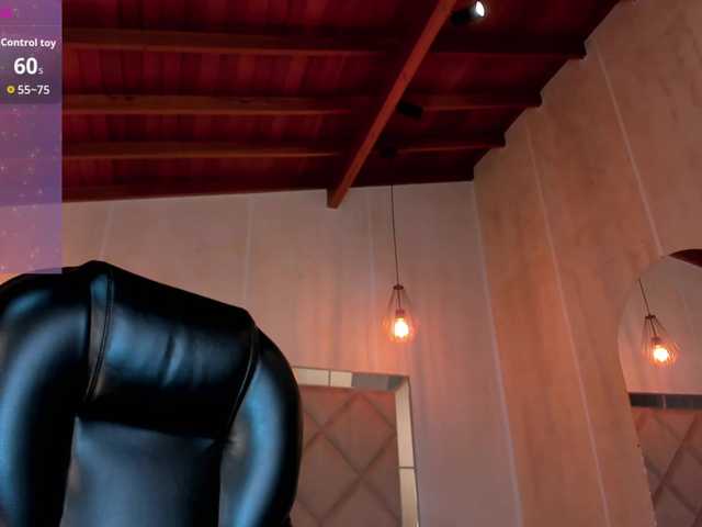 LisaFlowers live cam on BongaCams