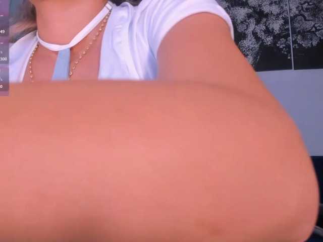 LisaFlowers live cam on BongaCams