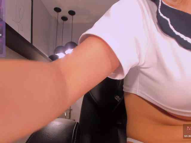 LisaFlowers webcam