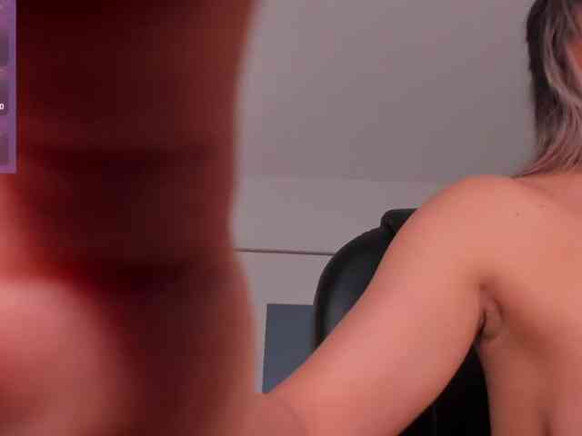 LisaFlowers webcam