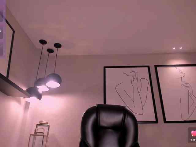 LisaFlowers webcam