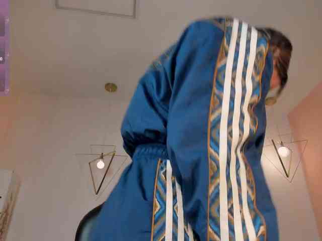 LisaFlowers webcam