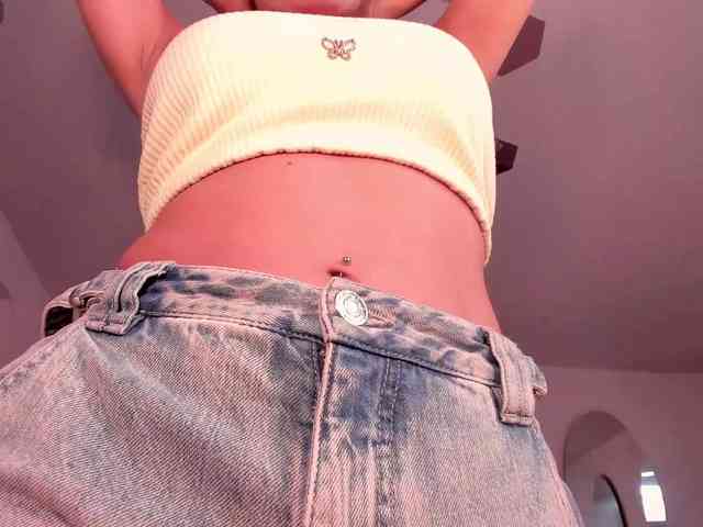 LisaFlowers webcam