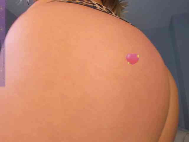 LisaFlowers webcam