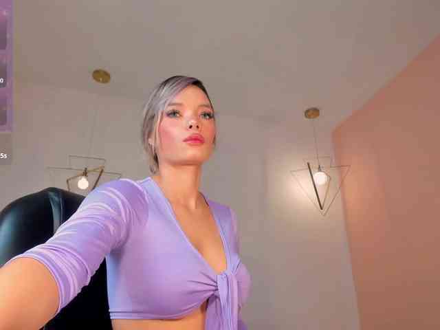 LisaFlowers webcam