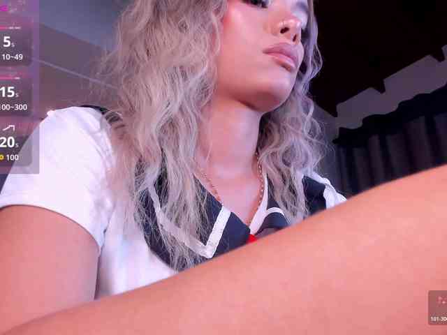 LisaFlowers webcam