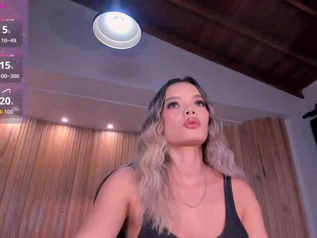 LisaFlowers webcam
