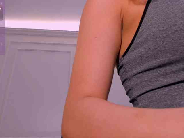 LisaFlowers webcam
