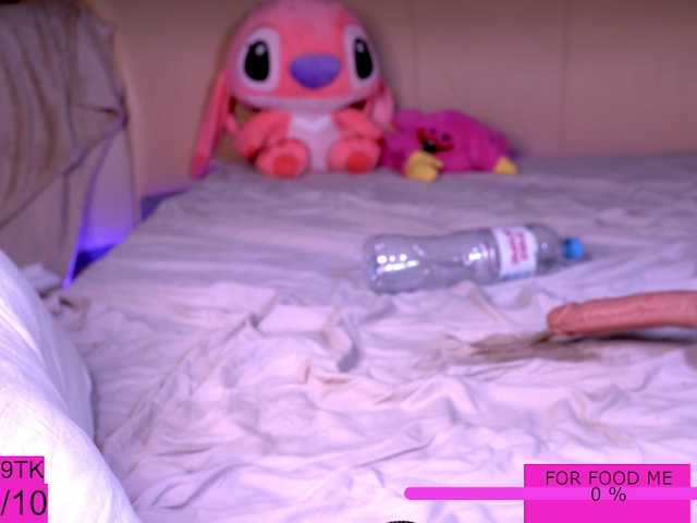 Whitewidow18 live cam on BongaCams