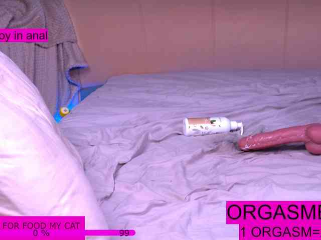 Whitewidow18 webcam