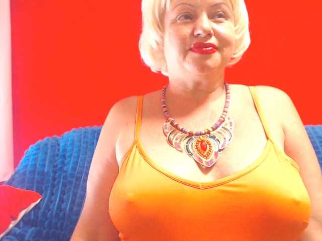 LisaViktoria live cam on BongaCams