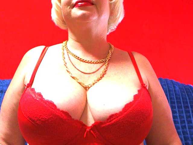 LisaViktoria live cam on BongaCams