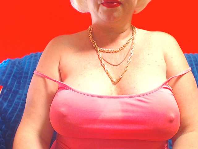 LisaViktoria live cam on BongaCams