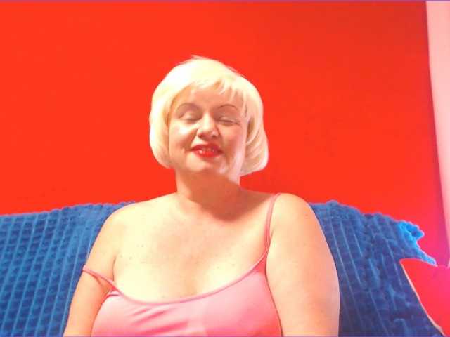 LisaViktoria live cam on BongaCams