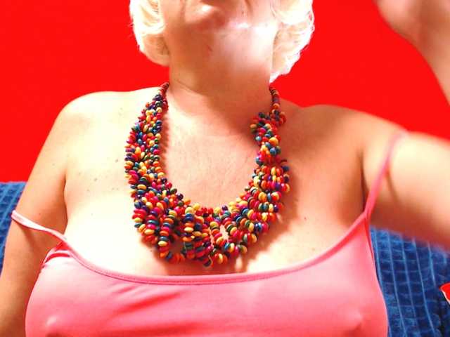 LisaViktoria live cam on BongaCams
