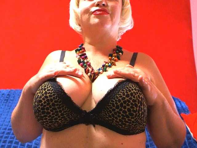LisaViktoria live cam on BongaCams