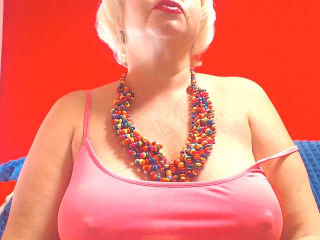 LisaViktoria live cam on BongaCams