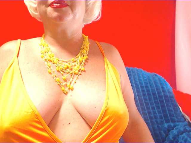 LisaViktoria live cam on BongaCams