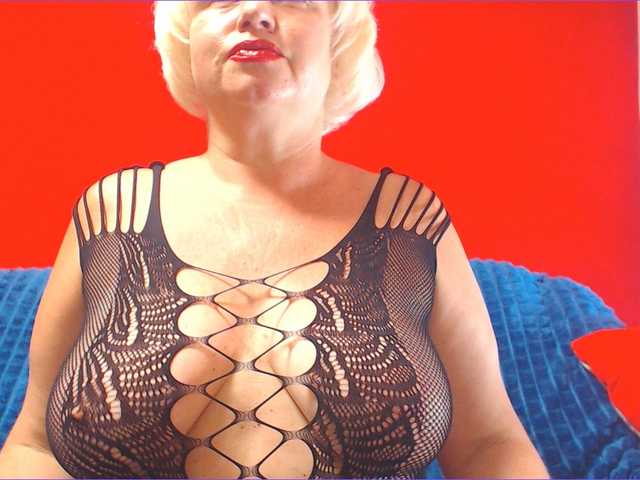 LisaViktoria live cam on BongaCams