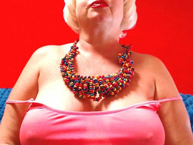 LisaViktoria live cam on BongaCams
