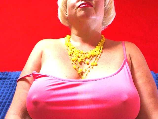 LisaViktoria live cam on BongaCams